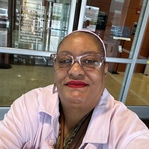 Meet your Posher, Frances